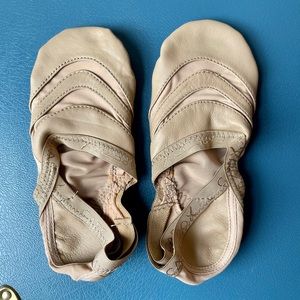 Capezio Tan Leather Freeform Ballet Jazz Shoe